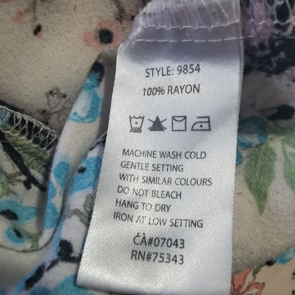 Cynthia Rowley Pink, Blue & Green Floral and Birds Pajama Pants - Picture 8 of 9